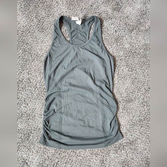 Athleta Speedlight tank in light grey - Picture 1 of 3